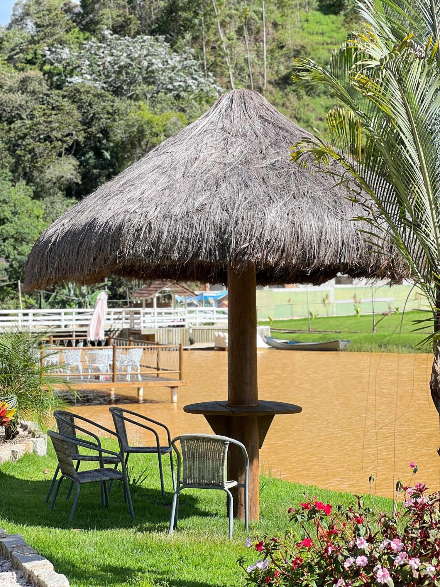 Terras Claras Pousada E Lazer Alfredo Chaves Zewnętrze zdjęcie